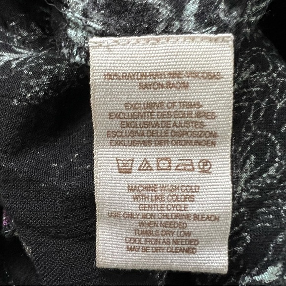 Free People Metallic Blooms Peacock
Oversized Blouse Size Small - Picture 9 of 9